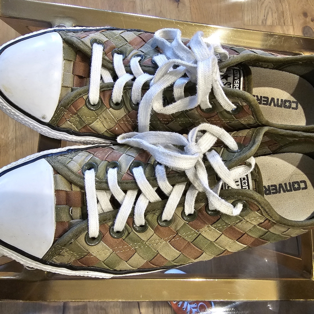 Converse chucks size 9